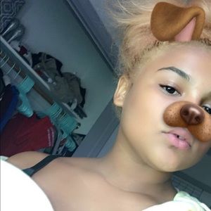 Meet your Posher, Marce